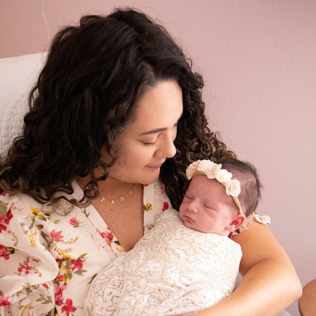 Lisa | Toddler & Infant Mom