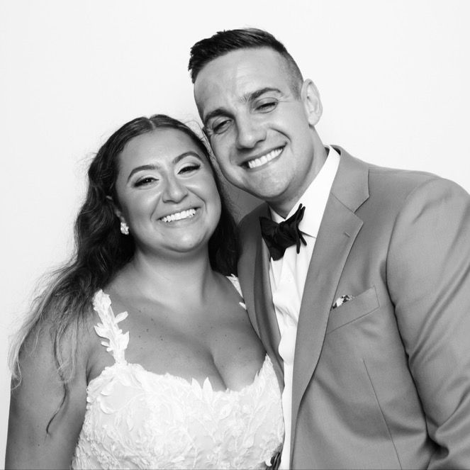 Christina M Wallace🤍