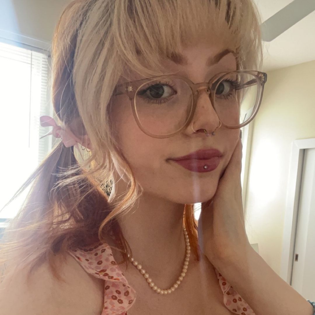 ava ⋆ ˚｡⋆୨୧˚⋆ ˚｡⋆