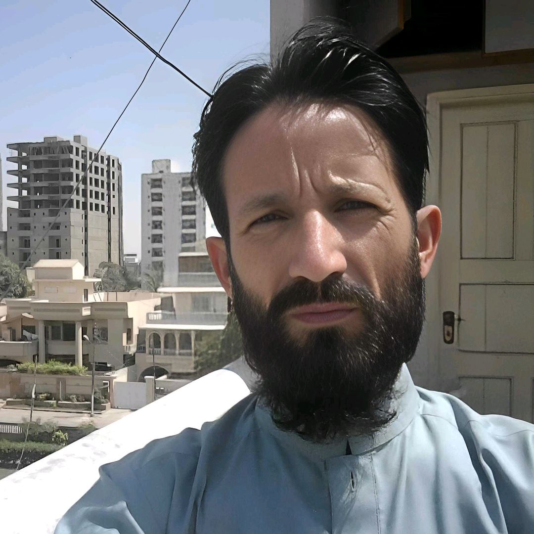 sadaqataziz3335@gmail.com