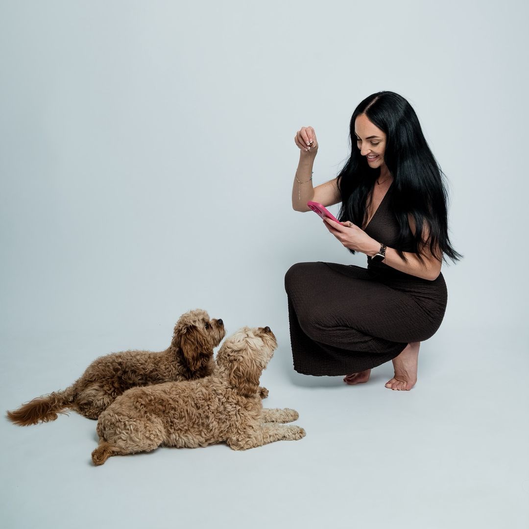 Sarah and her Cavapoos