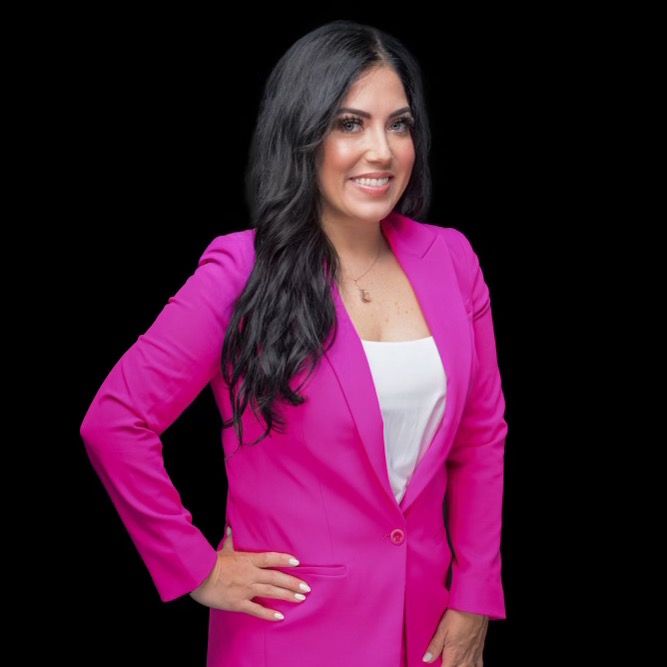 ClosingDealsinHeelsSRQ