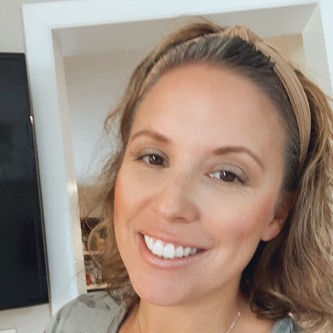 M E L I S ✨MOM of Girls O & C