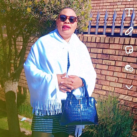 Flozah/Digital Marketer